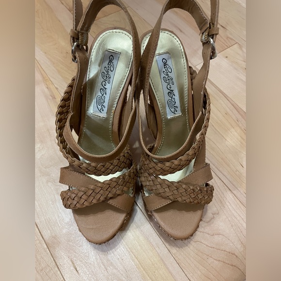 EUC Naughty Money Platform Hills Size6 - Picture 6 of 8